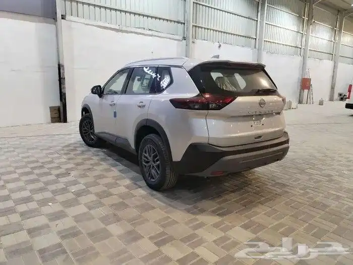 نيسان _ اكستريل _ 5 راكب _ 7 راكب الشكل الجديد 9