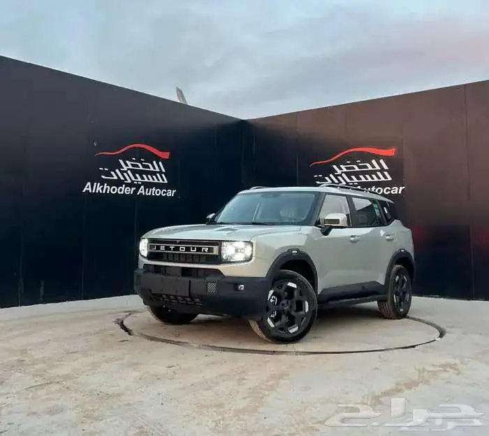 جيتور T1 لاكسري 2025 4