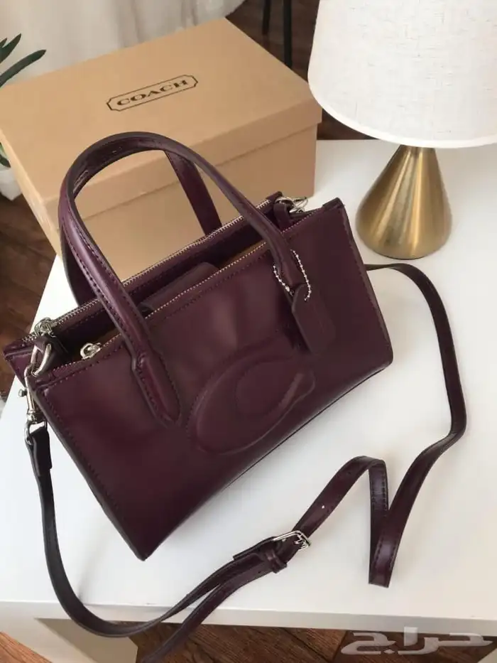 شنط ماركات مختلفه درجه اولى وهاي كوليتي عرض نهاية السنه 0