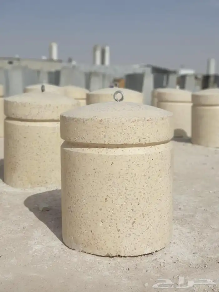 متجر متخصص في بيع وتوريد الحواجز الخرسانية بجميع المقاسات جو 2