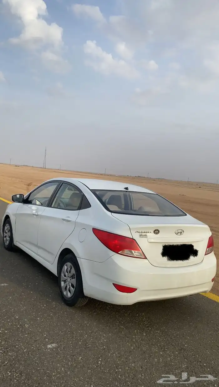 للبيع اكسنت 2015 2