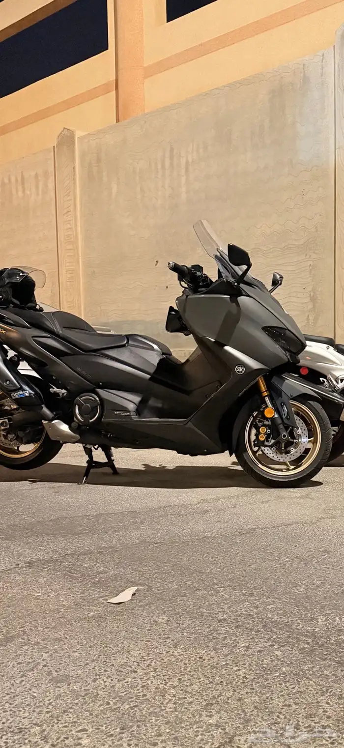 دراجه ياماها تي ماكس 560 TMAX 0