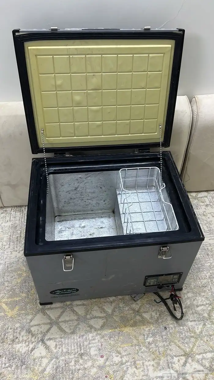 للبيع ثلاجه سياره 3