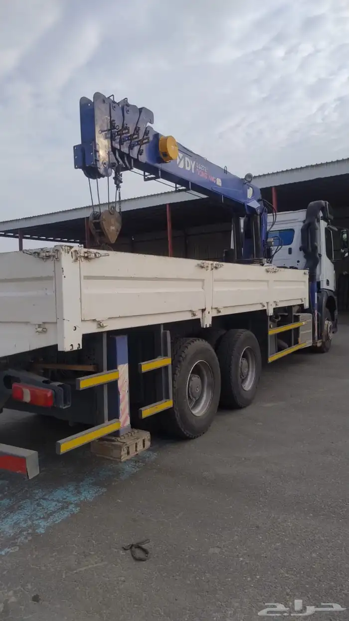 المعدات للايجار بوم تراك 10طن بوم تراك 12 طن بوم ترك 7 طن 9