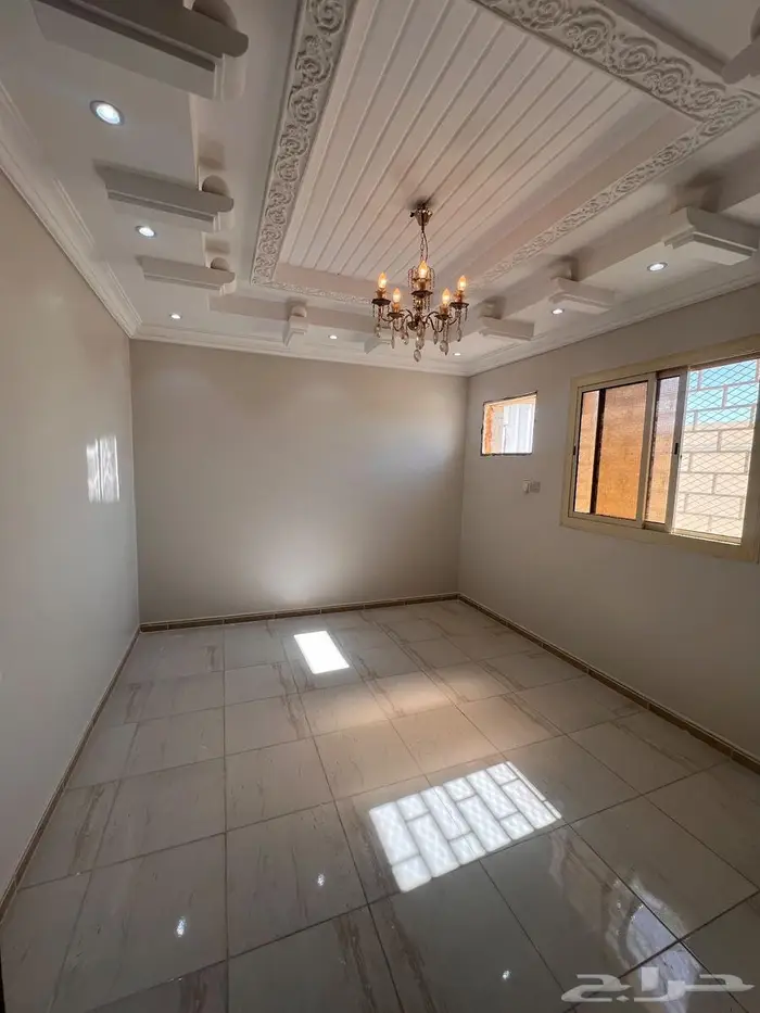 شقة ملحق للايجار لعائلة صغيرة مخطط الشرق خلف قصر ذكري 6