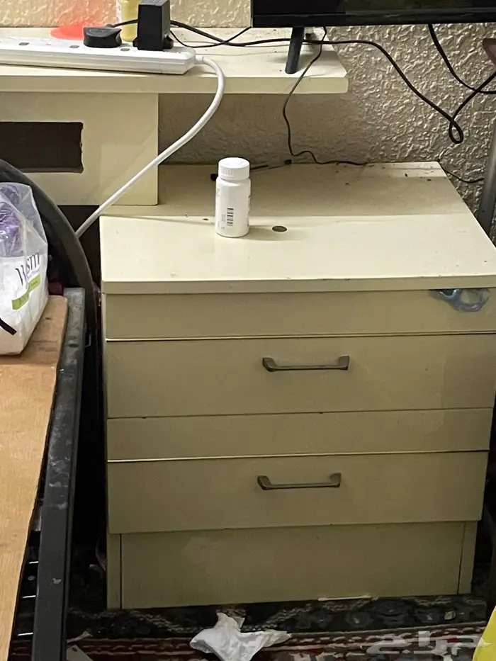 دولاب تسريحه و 2 كوميدينه مجانا اليوم 1