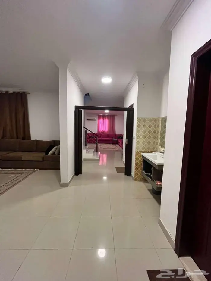 شقه فاخرة للبيع حي الياسمين   موقع مميز وسعر مميز 2