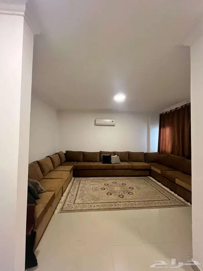 شقه فاخرة للبيع حي الياسمين   موقع مميز وسعر مميز 1