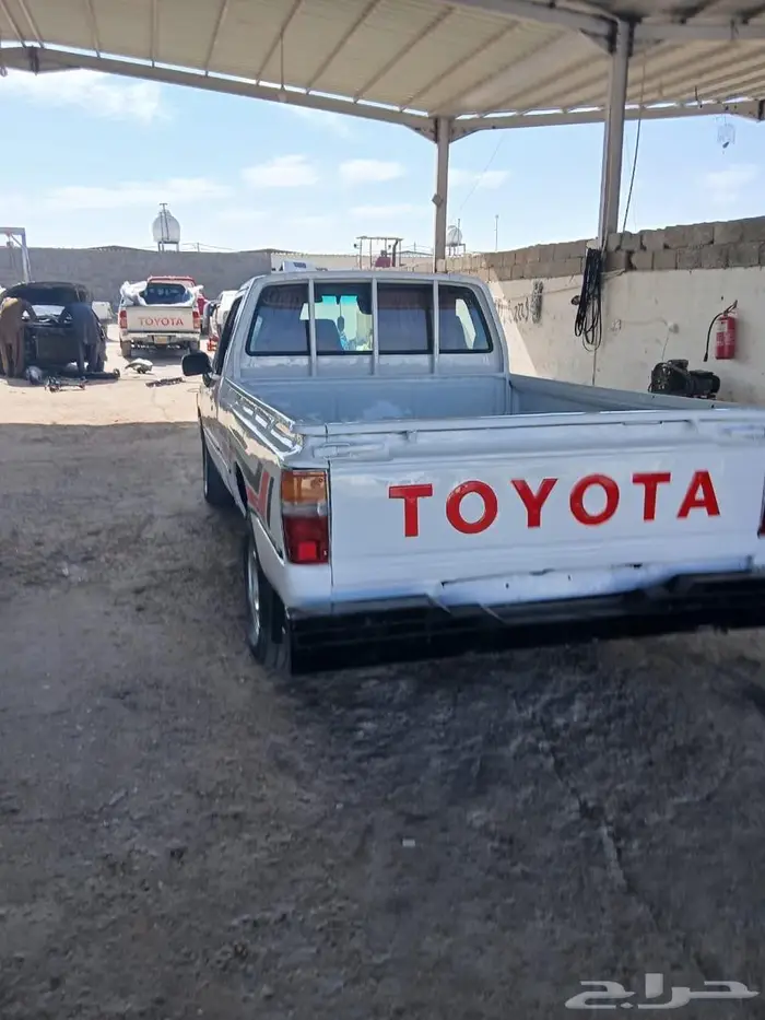 هايلوكس 87 نظيفة 1