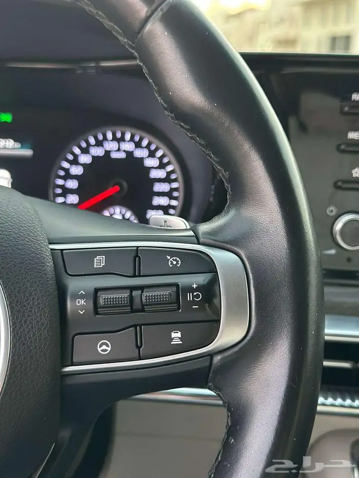 كيا K5 هايبرد 2023 14