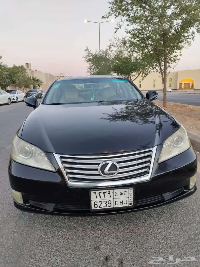 للبيع لكزس 2011 ES وارد عبداللطيف 4