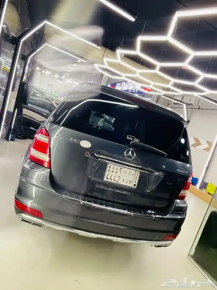 Mercedes Benz- GL 450- 2012 Model. 13