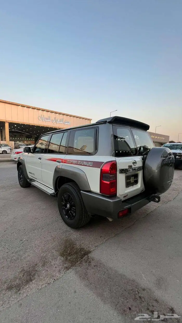 نيسان باترول سوبر سفاري موديل 2020- معرض خلف للسيارات 6