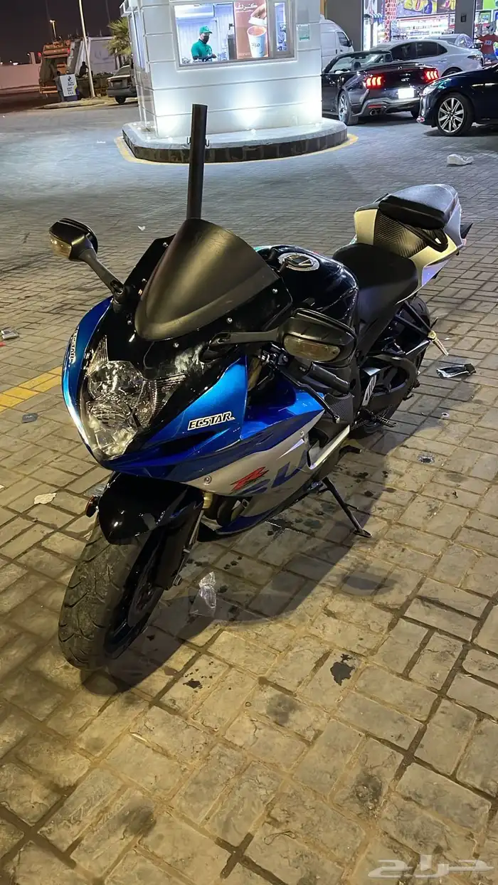 دباب ريس سوزوكي 750 1