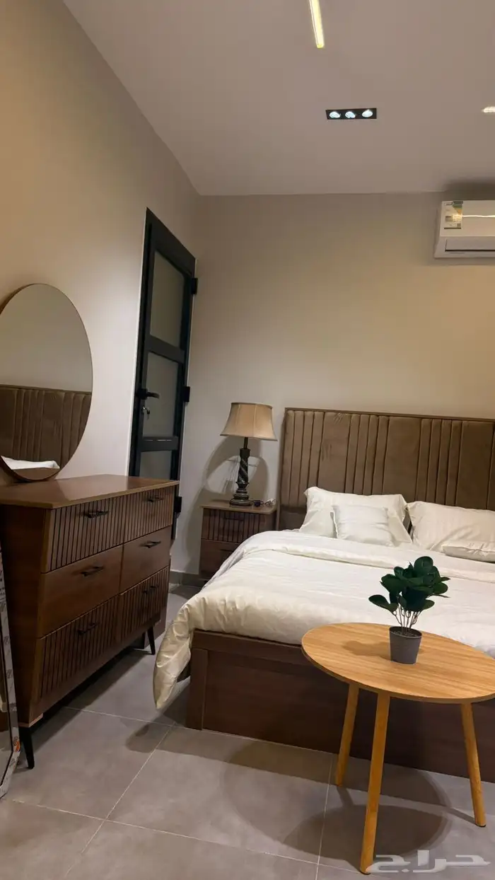 غرفة وصالة vip للايجار حي ظهرة لبن 2