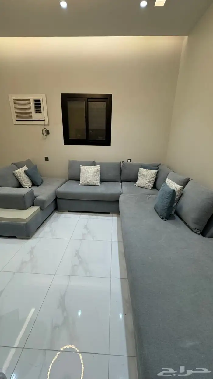 كنب نظيف جدا للبيع 3