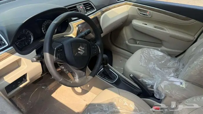 سوزوكي سياز فل كامل 2025 17