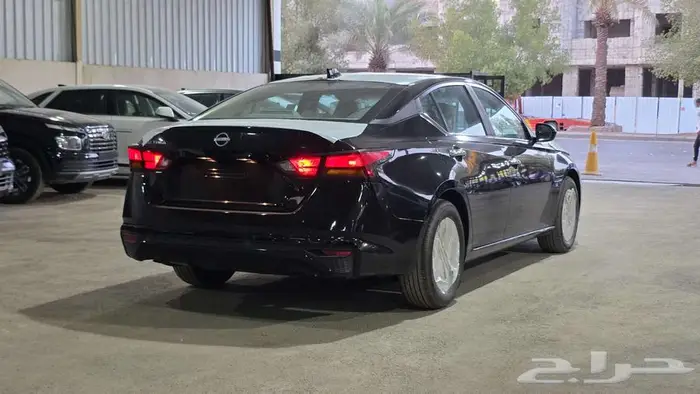 نيسان التيما 2.5 S ستاندر موديل 2025 بقسط 1138 ريال 4