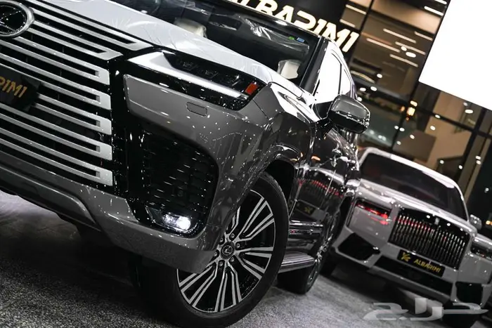 شركة البريمي لسيارات لكزس 2