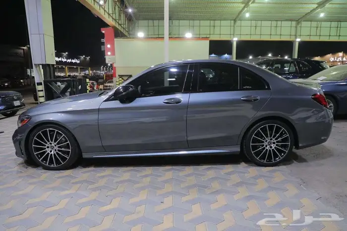 مرسيدس C 300 موديل 2020 3