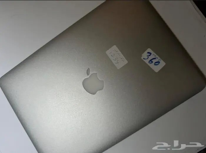 ماك بوك اير 2