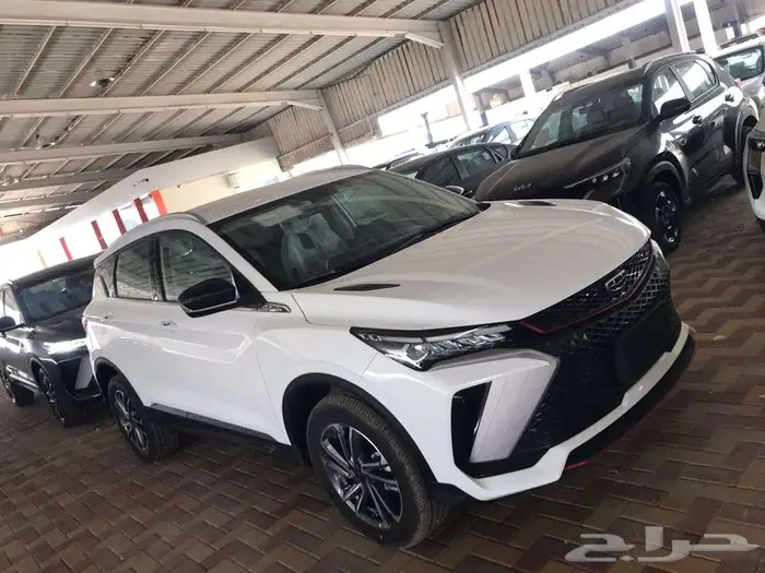 جيلي كولراي 2025 GL أستندر 2025 10