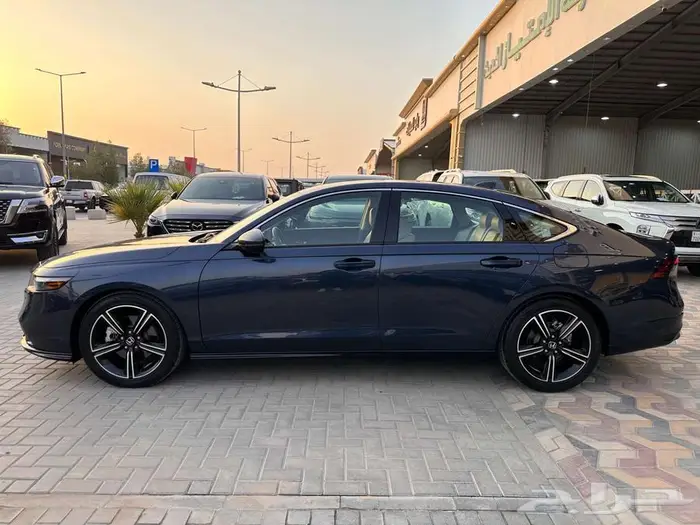 هوندا اكورد هايبرد EXL 2024 3