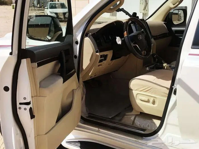 تويوتا جي اكس ار 2017 وكاله عداد 93000كم 12