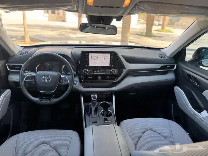 تويوتا هايلاندر 2021 نظيفة جدا  في الدمام 6