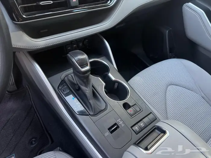 تويوتا هايلاندر 2021 نظيفة جدا  في الدمام 12