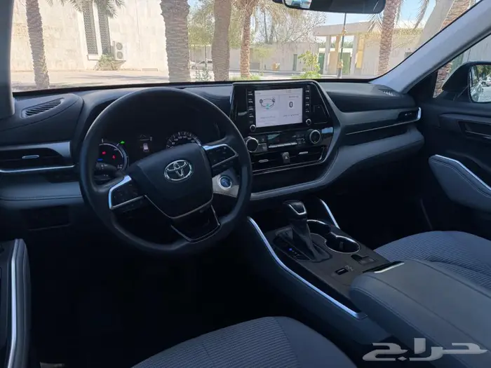 تويوتا هايلاندر 2021 نظيفة جدا  في الدمام 11