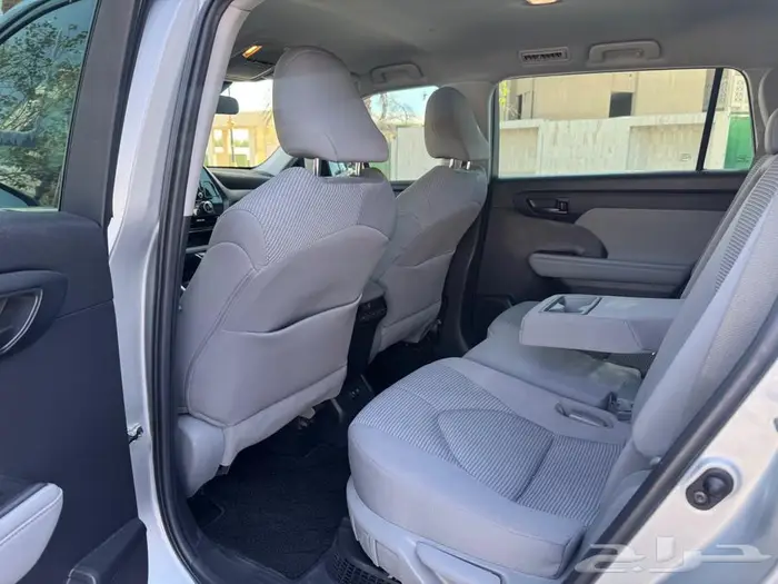 تويوتا هايلاندر 2021 نظيفة جدا  في الدمام 9