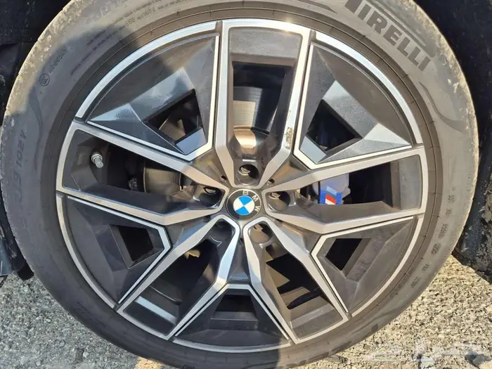 بي ام الفئة الخامسة 520 - BMW520I M sport 2024 21
