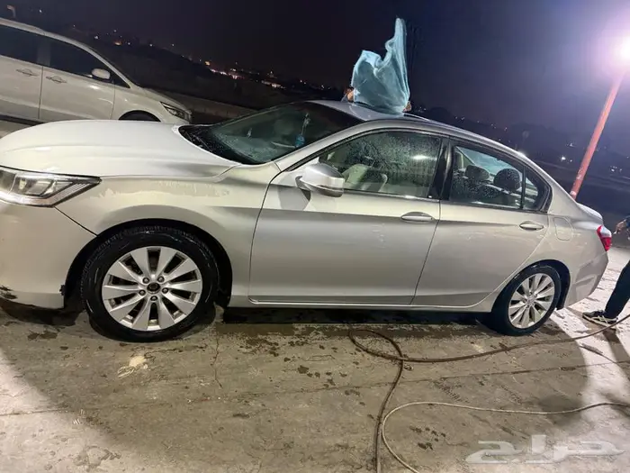 هوندا أكورد فضي - 2014 للبيع 5