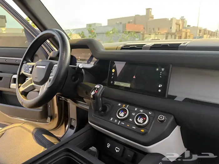 ديفندر V4 2023 مقاس 90 موكا بانوراما بطاقة جمركيه ب 245 19