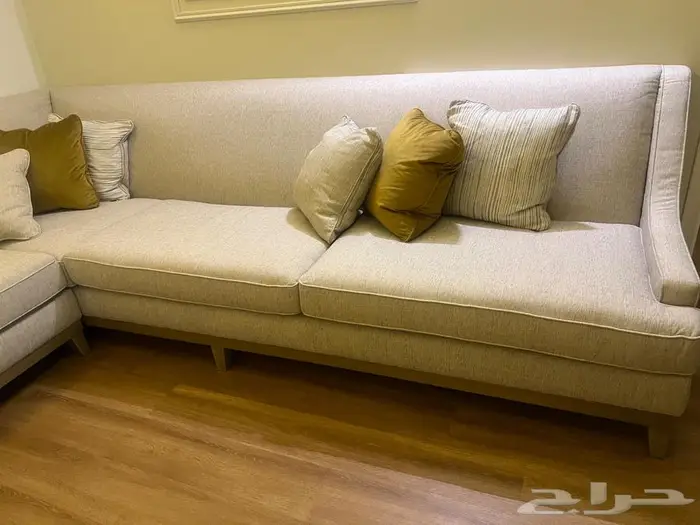 كنب جديد لم يستخدم من الرقيب 0