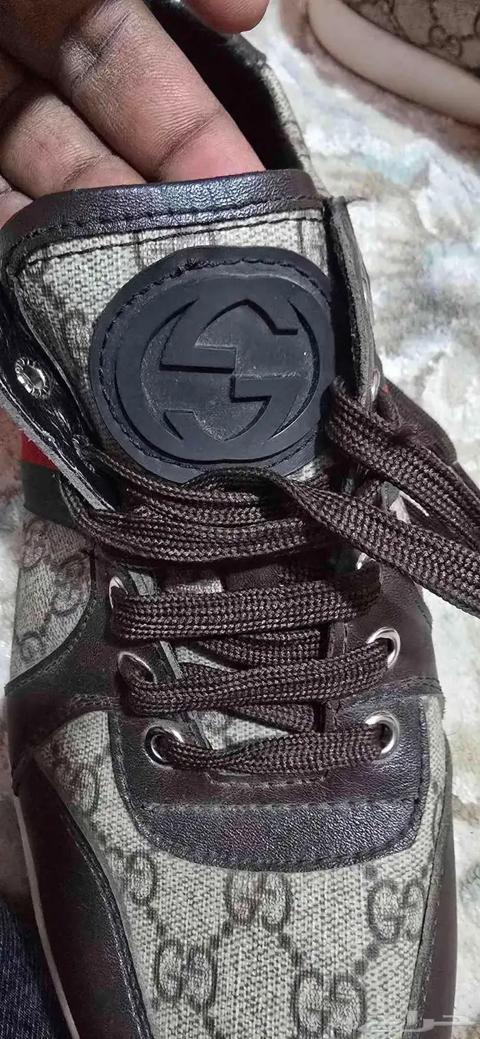 للبيع شوز قوشي اصلي 6