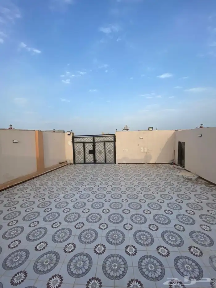 يوجدالستراحه اللاجار الشهري والسنوي جده حي الحرازات 8