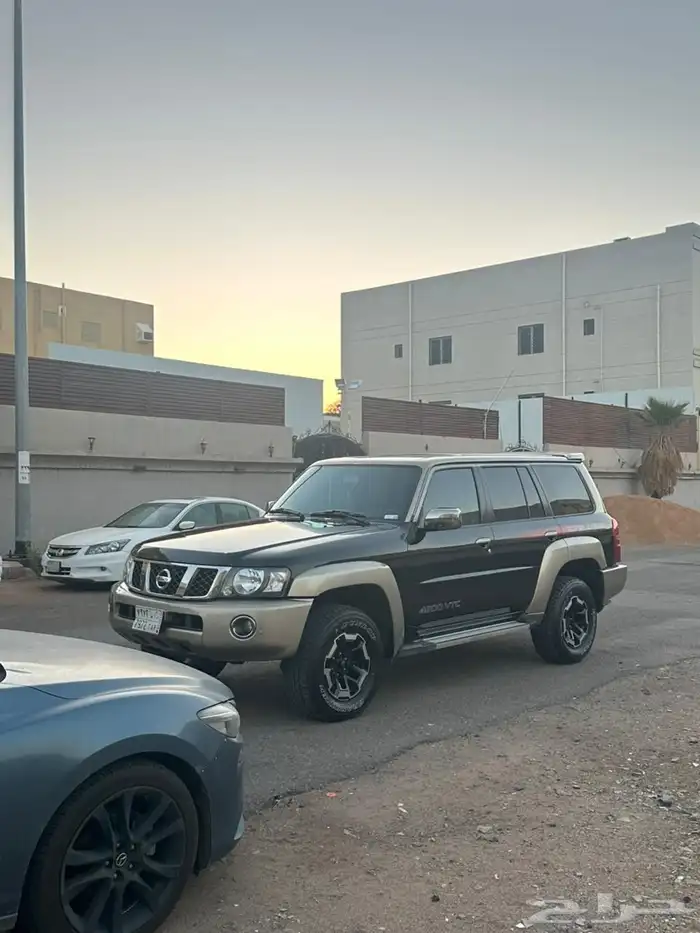 جيب نيسان سوبر سفاري 3