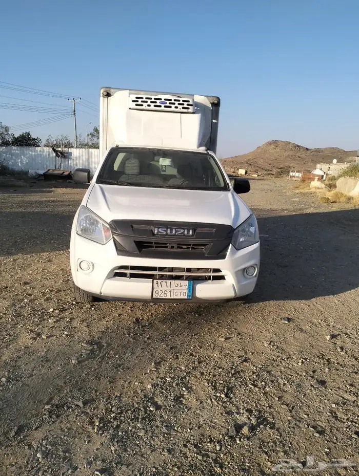 ايسوزوا للايجار الشهري او السنوي ( ثلاجه ) 0