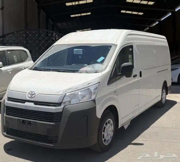 باص تايوتا هايس فان بضائع سقف عالي 2025 2