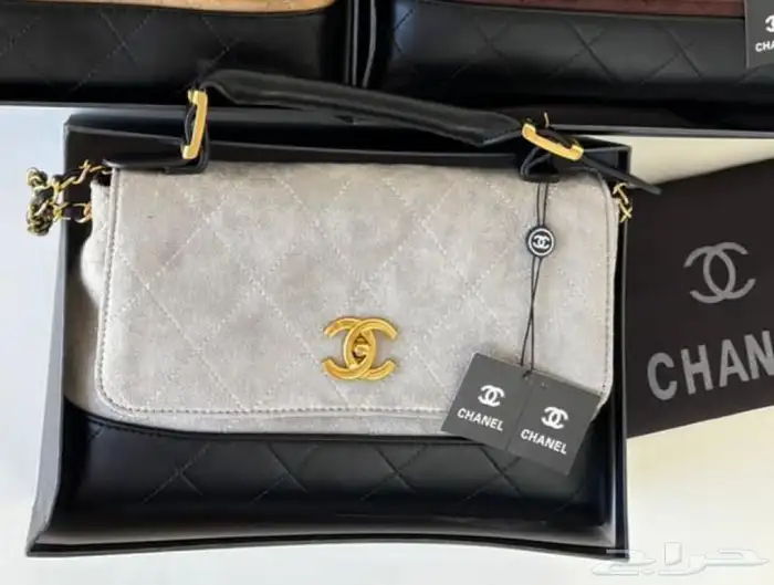 تشكيلتين مختلفه من شنط شانيل شنط الهبه الوان شتويه180 9