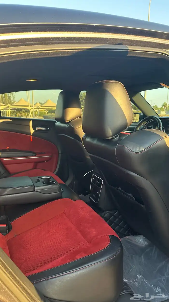 تشارجر SRT سكات باك 2022 27