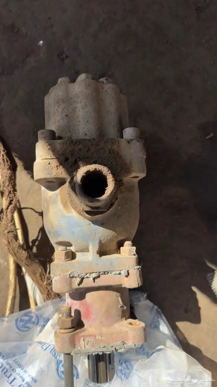 طرنبه قلاب نضيفه فاكه من راس تريله اكسور 0