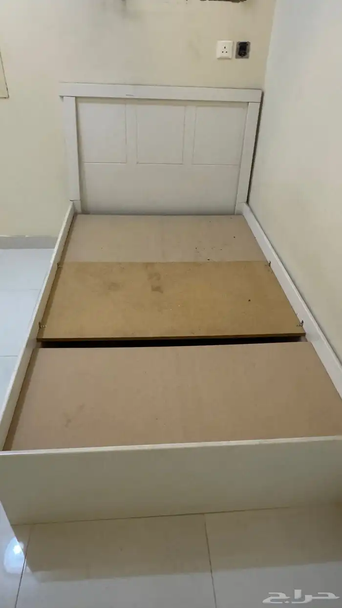 سرير و مكتبه وكرسي 4