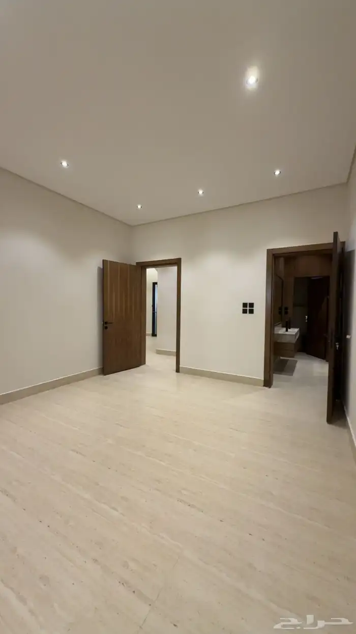 فيلا درج صاله وشقتين للبيع 14