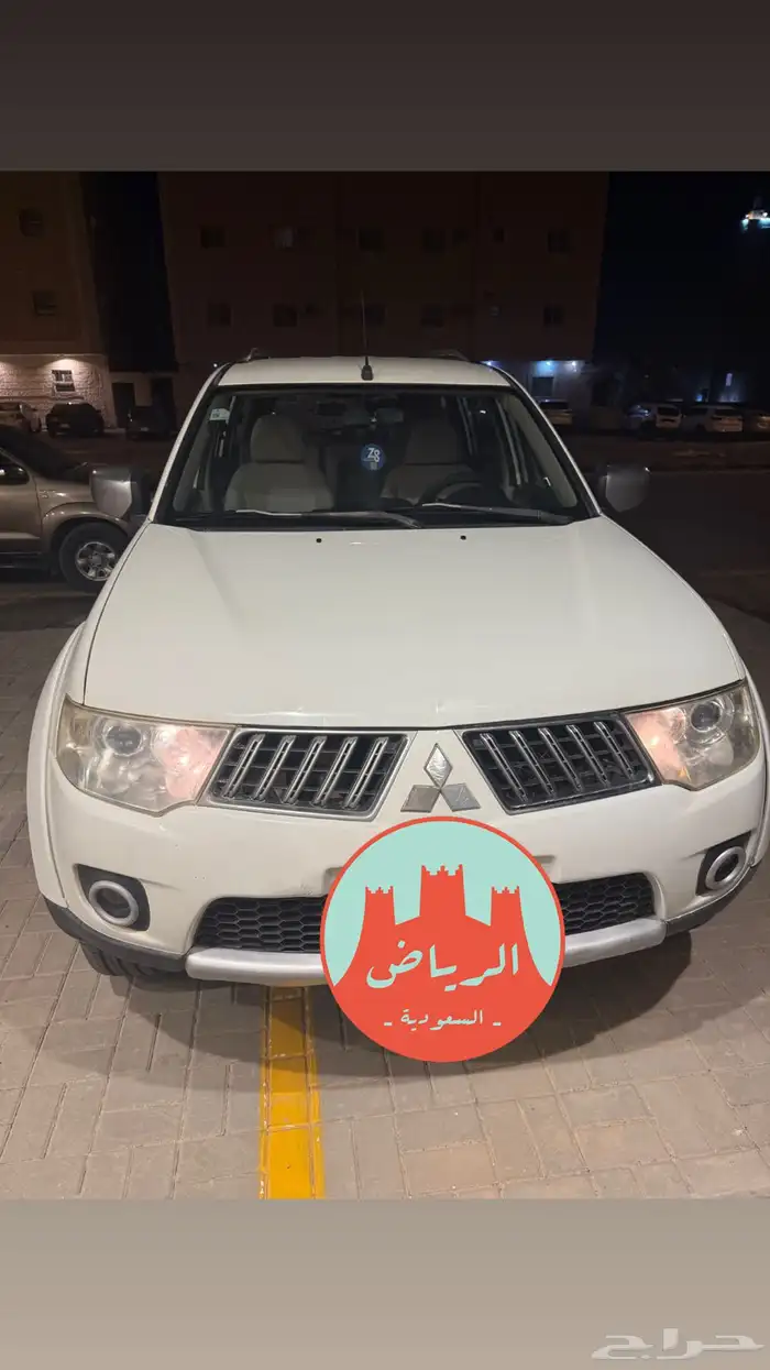 باجيرو 2011 سبورت 6