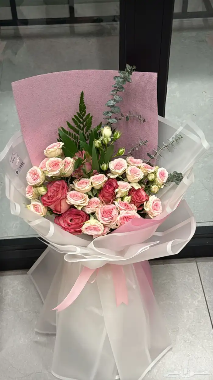 منسق ورد هدايا يبحث عن عمل لتواصل عل ا الوتساب 35