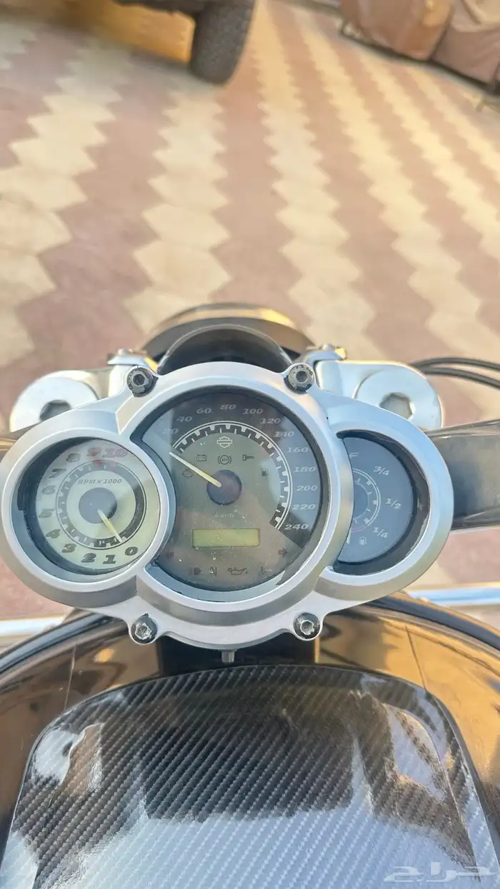 V ROOD في رود اسود 2011 9