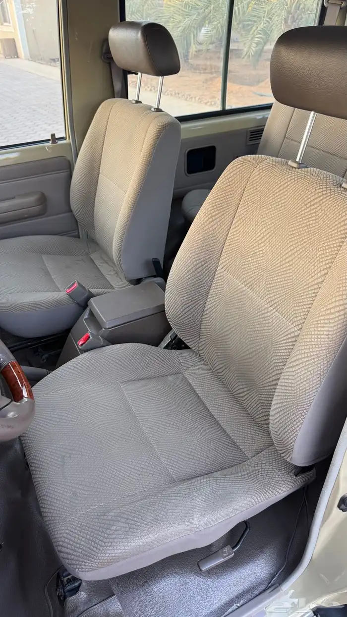 تيوتا ربع 2011 ستين عام بيج عداد 149 الف فقط مالك أول 60